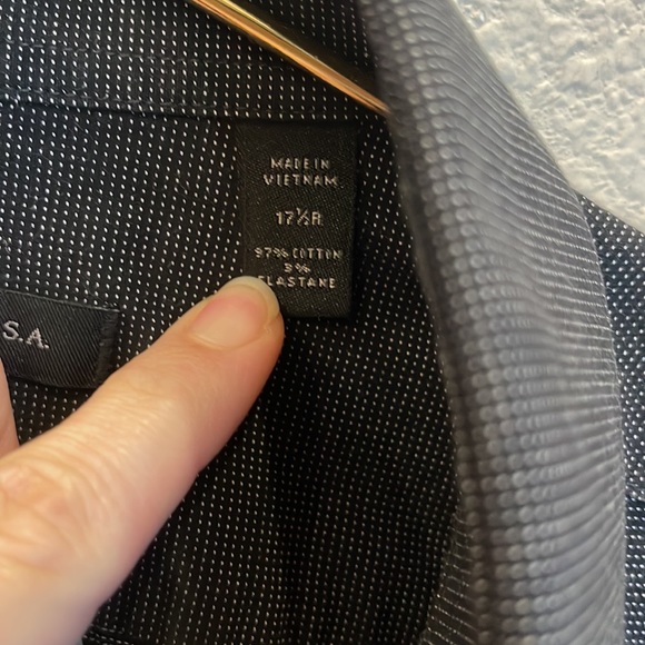 John Varvatos Micro Dot Button Down Dress Shirt Size 17.5R - Picture 4 of 9